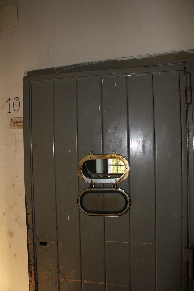 Ex Ospedale Psichiatrico Giudiziario diSant'Eframo  (1).jpg